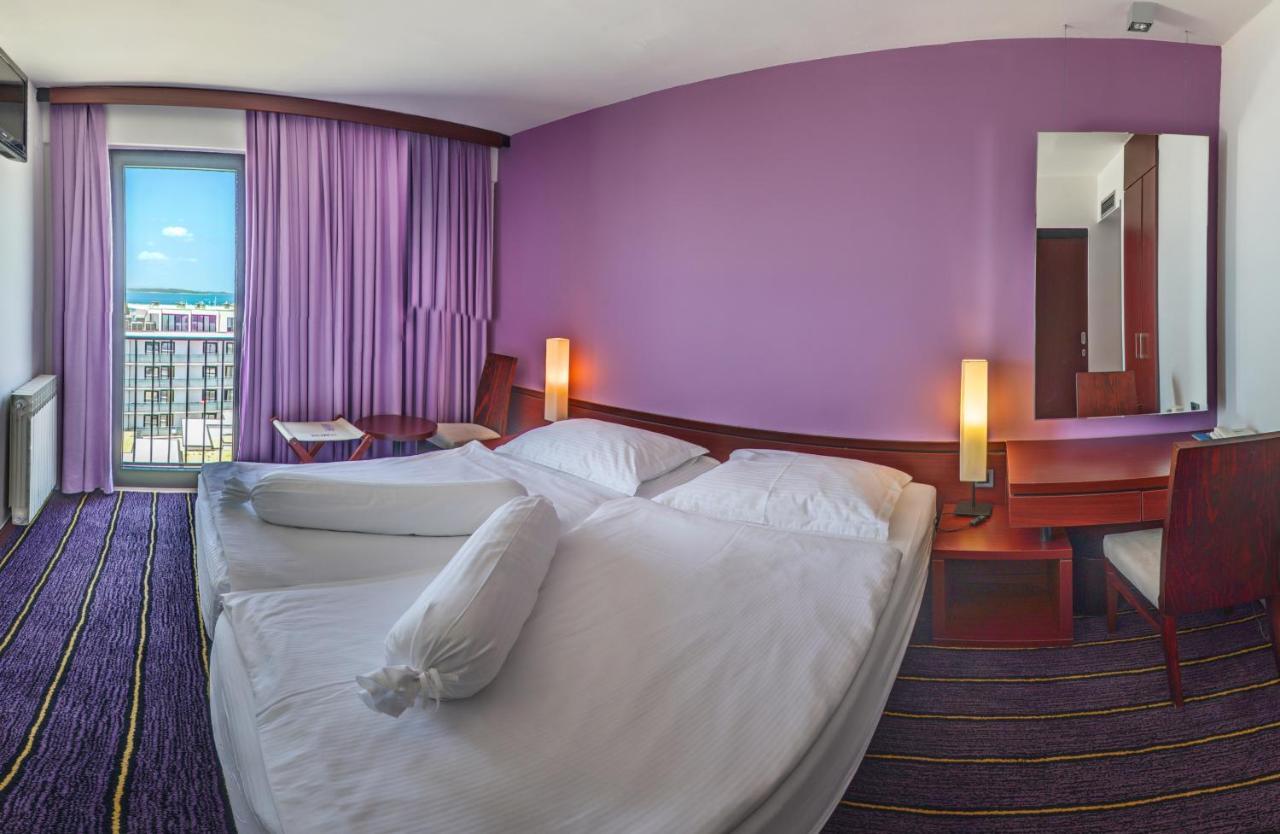 Ilirija Resort Hotel Adriatic Біоград-на-Мору Екстер'єр фото
